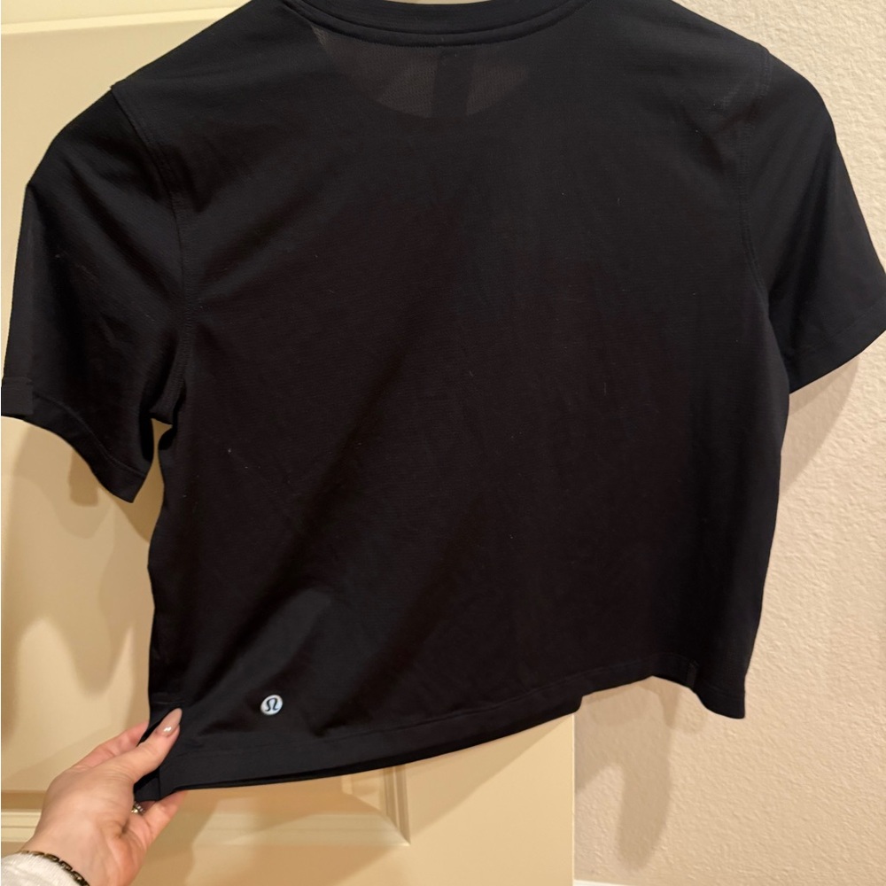Lululemon Black Crop Fitted Short Sleeve Crew Neck Top